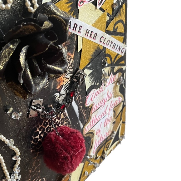 Proverbs 31 & Pearls, Diamonds Leopard Pop Out Collage Art - Picture 8 of 17